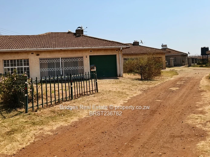 Westgate Cluster Home (Sole Mandate)