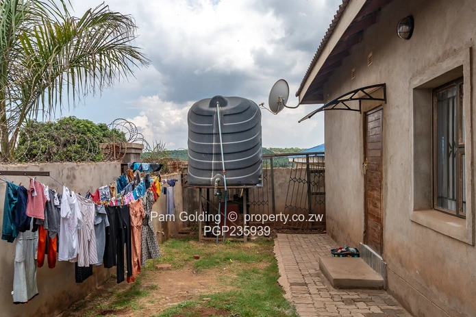 Neat Recently Built Home!