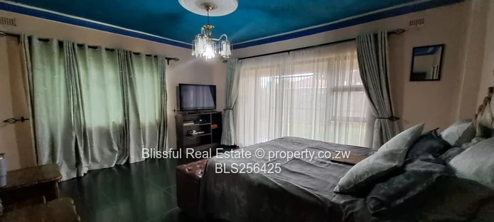 5bedroom house for sale in Chadcombe, Harare