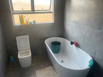 4 Bedroom Garden Flat