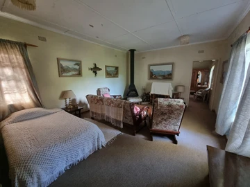 Farm & Agricultural Land