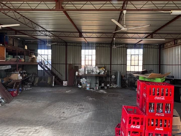 Warehouse & Factory
