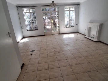 2 Bedroom Garden Flat