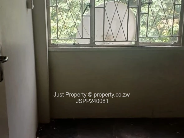 2 Bed Glen Norah A Flats; To Rent