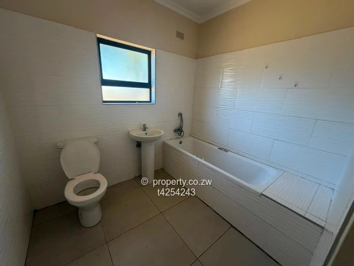 Bluffhill apartment to rent