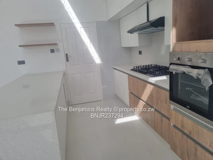 Four Bedroom Townhouse In Mount Pleasant