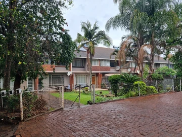 3 Bedroom Garden Flat