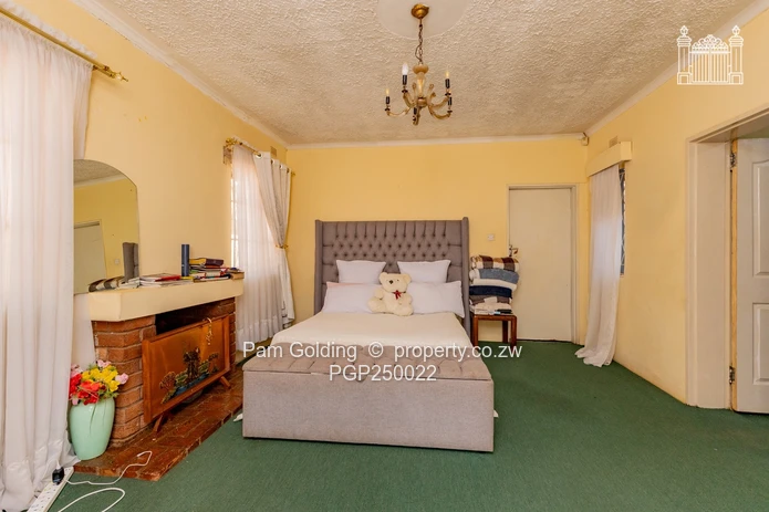 Family Home with Rental Income Potential!