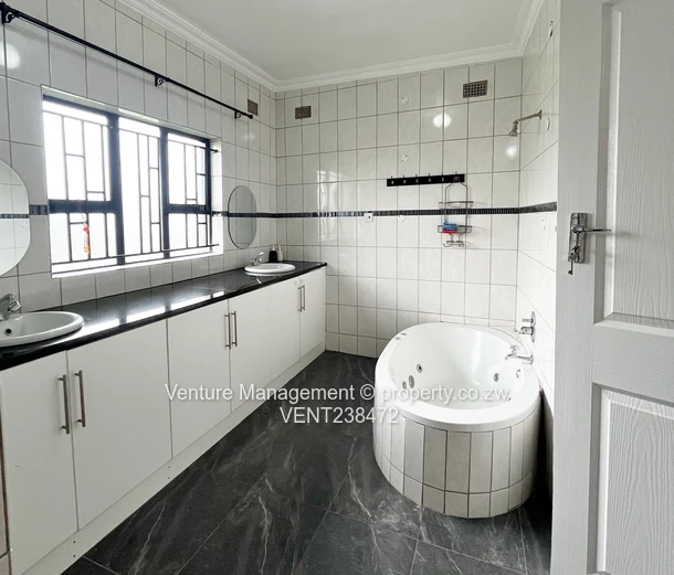 Lovely Home in Manresa!