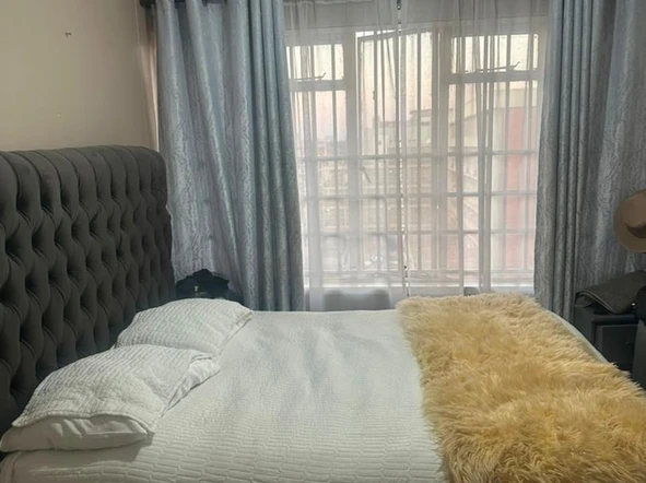 Flat & Apartment