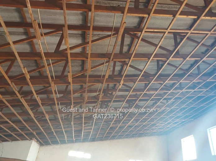 Reduced to Go! Commercial Property for Sale in Torwood, Kwekwe – 289 m² with Title Deed