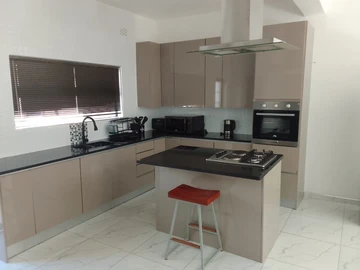 3 Bedroom Garden Flat