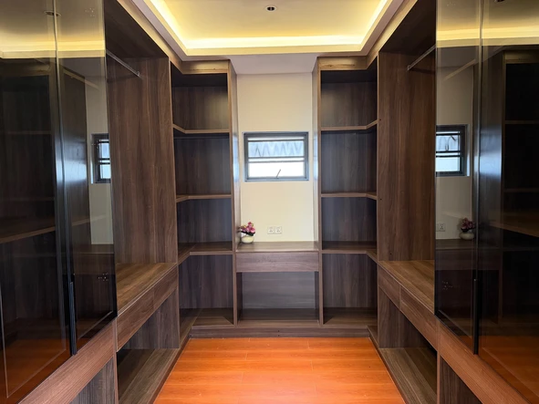 5 Bedroom Townhouse Complex