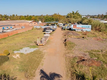 Commercial & Industrial Land