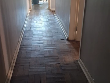 2 Bedroom Flat & Apartment