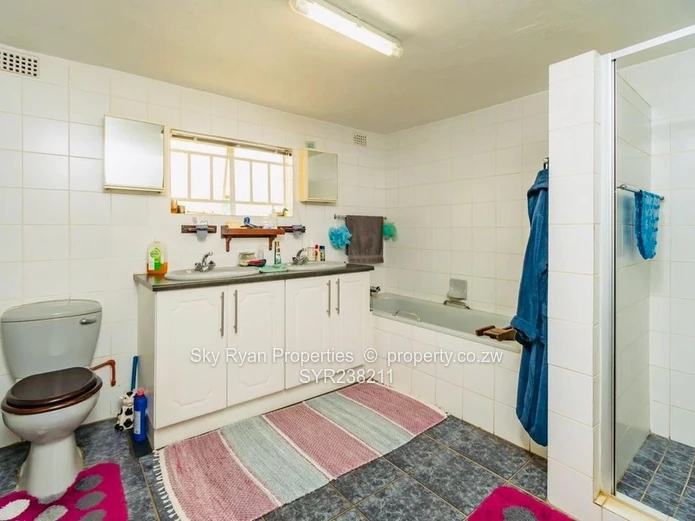 Kuimba Shiri Bird Park Lake House For Sale