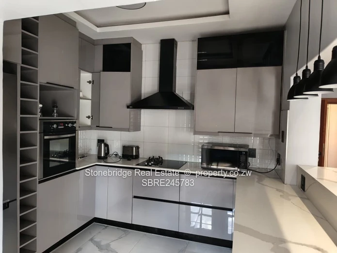 Modern 5 Bedroomed Hillside Townhouse to rent