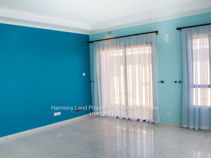 Hogerty Hill- Modern 3 Bedroom Townhouse To Let!!