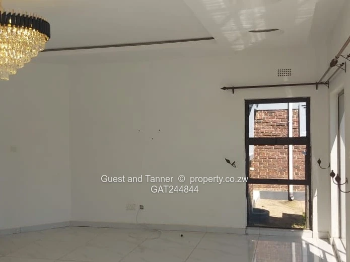 4 Bedroomed house For Sale In Crowhill