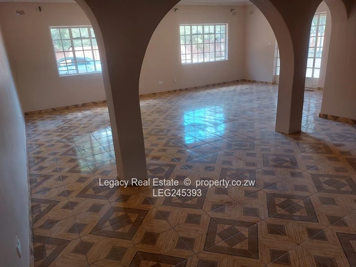 Greendale Property To Let – Spacious Home With Double Garage