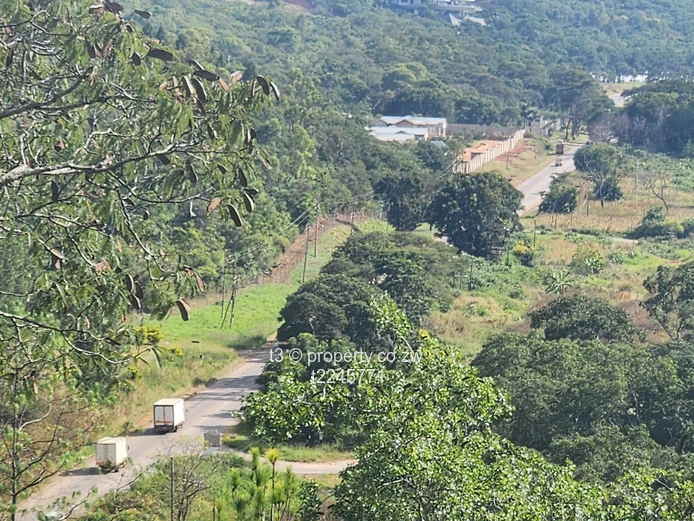 Glen Lorne  Stands from 2000 m²— Lush Valley Views