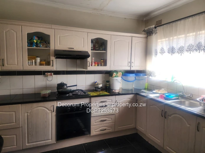 New Marlborough 3Beds Standalone Mes House For Renting (Sole Mandate)