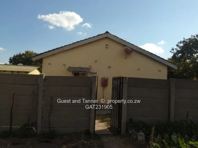 House for Sale in Sunningdale, Harare – Spacious family home with Title Deed
