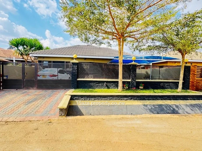 Modern 4-Bedroom Family Home For Sale In Madokero (Sole Mandate)