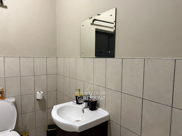 Newlands Fully Furnished To Let