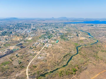 Commercial & Industrial Land