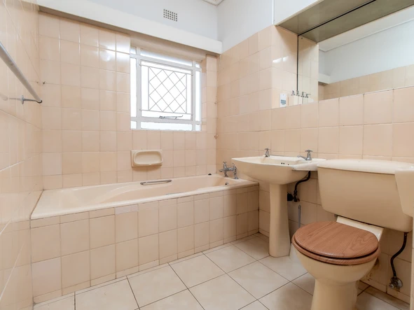 3 Bedroom Garden Flat