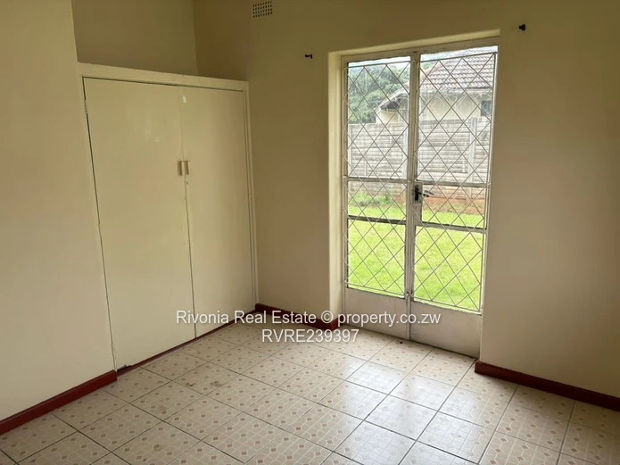 3-Bed Mabereign Haig Park 