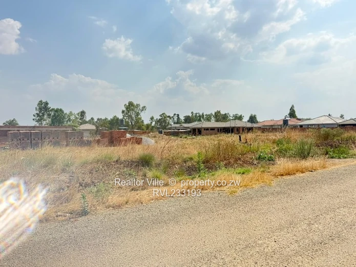 Prime Residential Stand for sale in Pleseant Valley