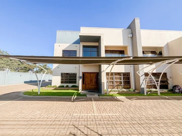 3 Bedroom Townhouse Complex