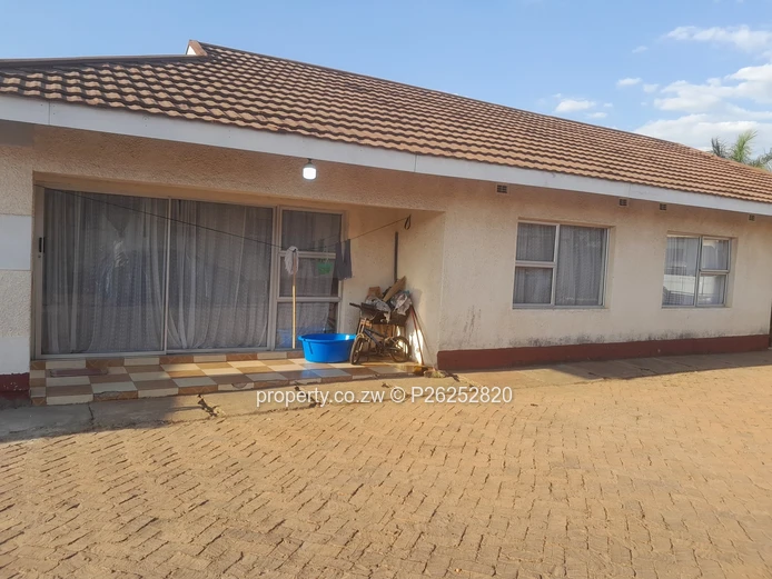 A Two bedroomed drmi detatched cluster for sale in Madokero, Hararee