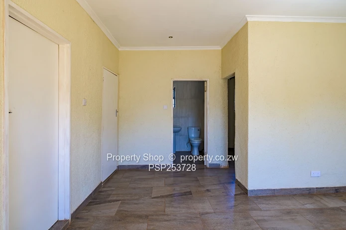 Prime Business Space To Let