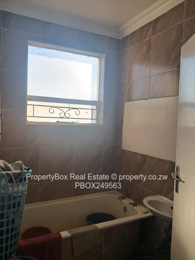 Bachelor's Flat for sale in the Avenues, Central Avenue & 8th St!