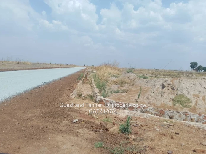 Residential Stand for Sale in Johannesburg Norton Near Harare – 300sqm with Sewers and Tarred  Roads