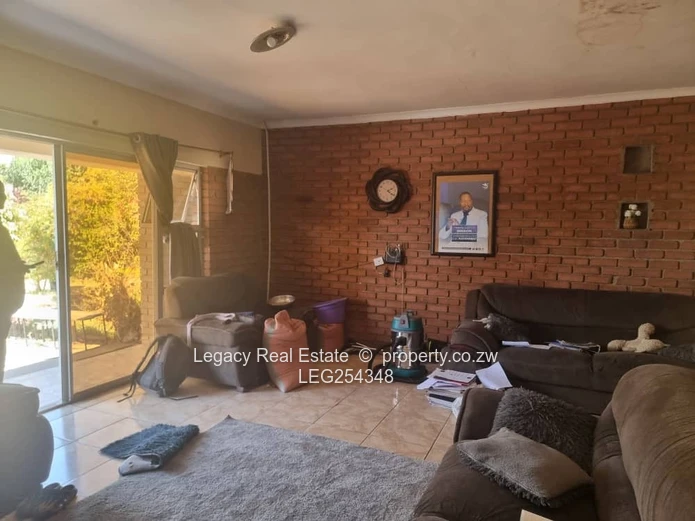 The Grange: 3-Bed Facebrick Home on 2,340m² — Flatlet & Fitted Kitchen (Sole Mandate)