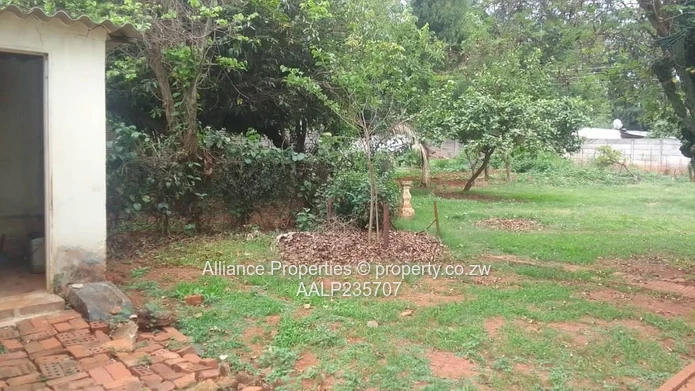 4-Bedroom Home with Borehole and Fitted Kitchen