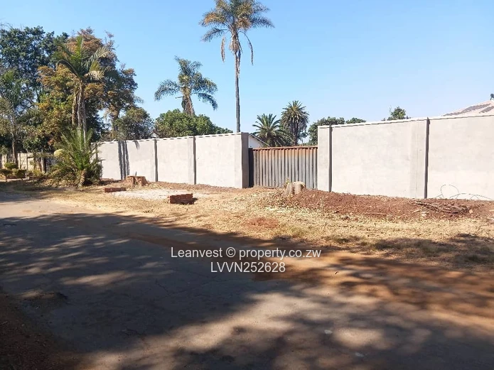 Mount Pleasant 2,000m² Walled Stand — Subdivide