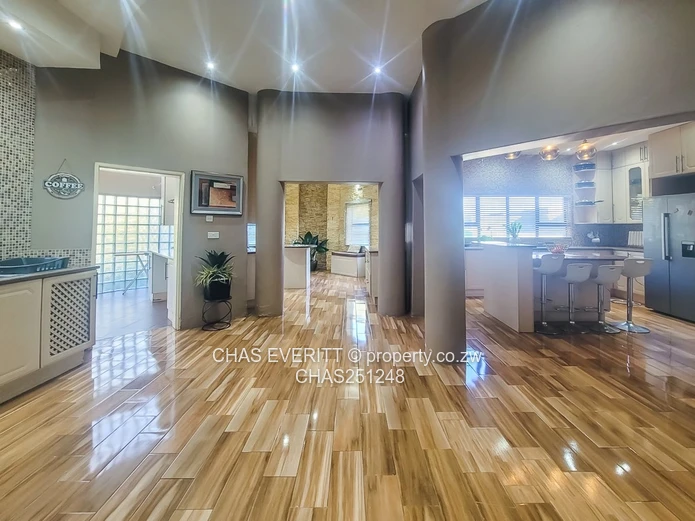 Fully Furnished Double Storey To Let in Brookeview 