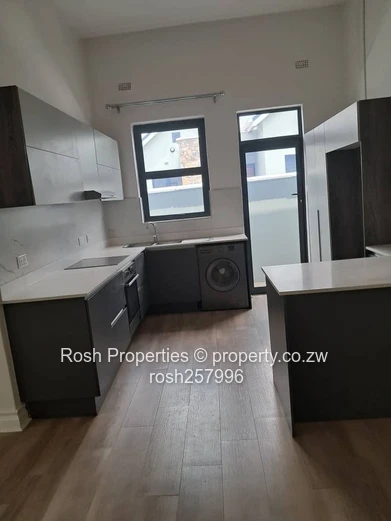 Modern 3-Bed Garden Flat with Borehole -Borrowdale West