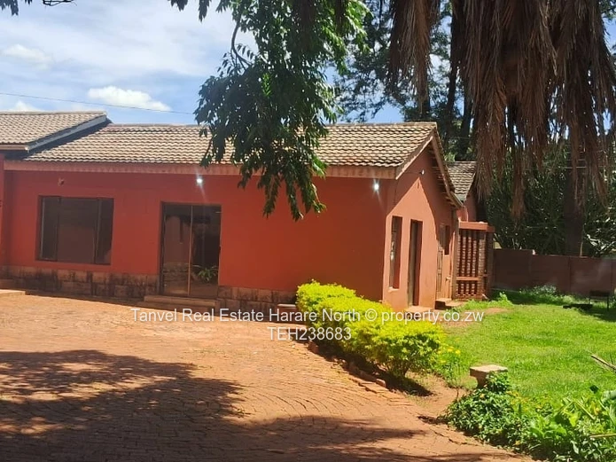Mabelreign House to Let   4 bedrooms house in a prime location with an open plan dining 