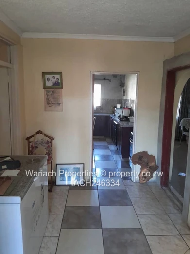 Quick sale!!! Beautiful and Unique house in Borrowdale West