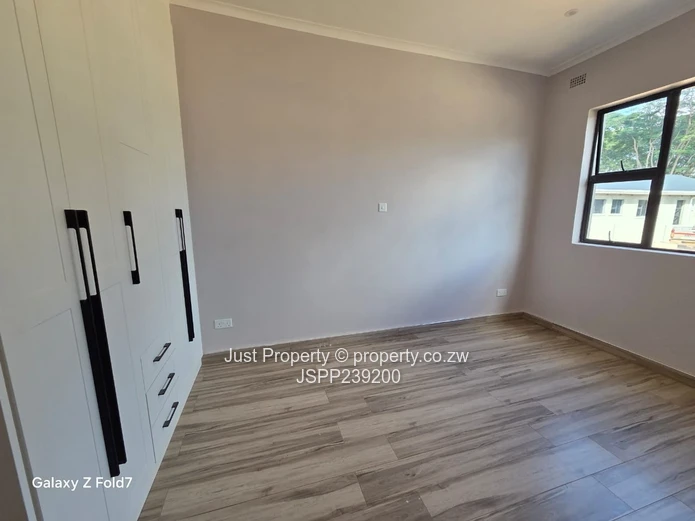 Luxurious 4 Bed Apartment in a secure Complex