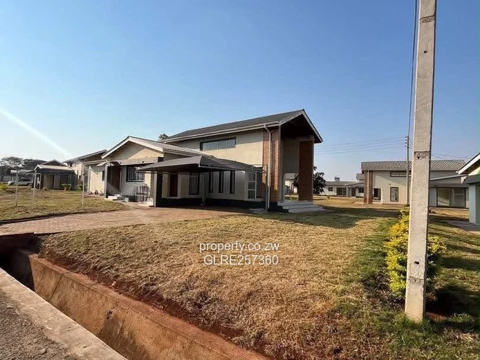 Modern 4-Bed Garden Flat in Westgate, Harare West — Borehole