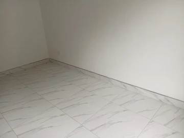 3 Bedroom Flat & Apartment