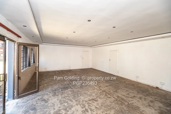 Msasa Warehouse /Factory , Location, Location !!!!! (Sole Mandate)