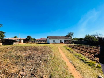 Stands & Residential Land